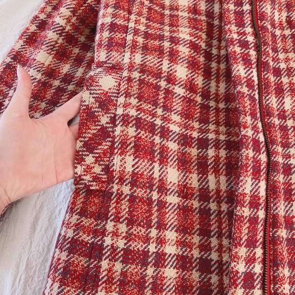 red houndstooth jacket coat - Picture 4 of 4